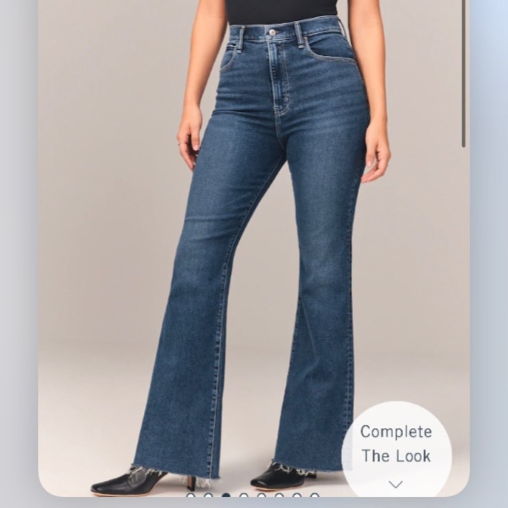 High Rise Curve Love flare jean from Abercrombie NWOT